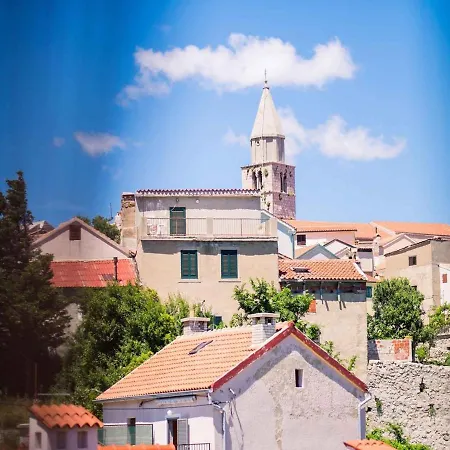 Apartment In Vrbnik/insel Krk 13611