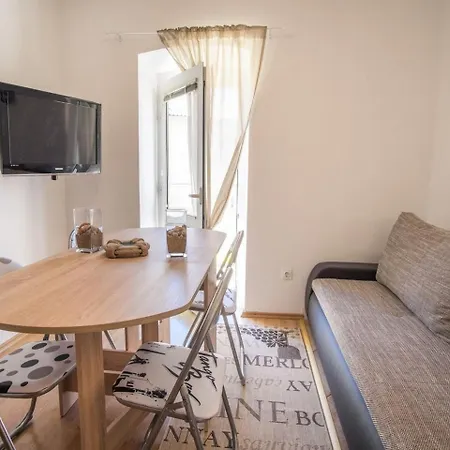 Apartment In Vrbnik/insel Krk 13611 Vrbnik (Primorje-Gorski Kotar)